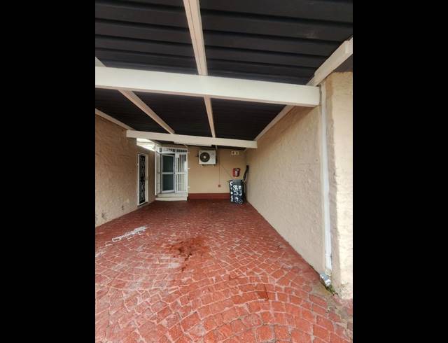 3 BEDROOM PROPERTY TO RENT IN SAVOY ESTATE